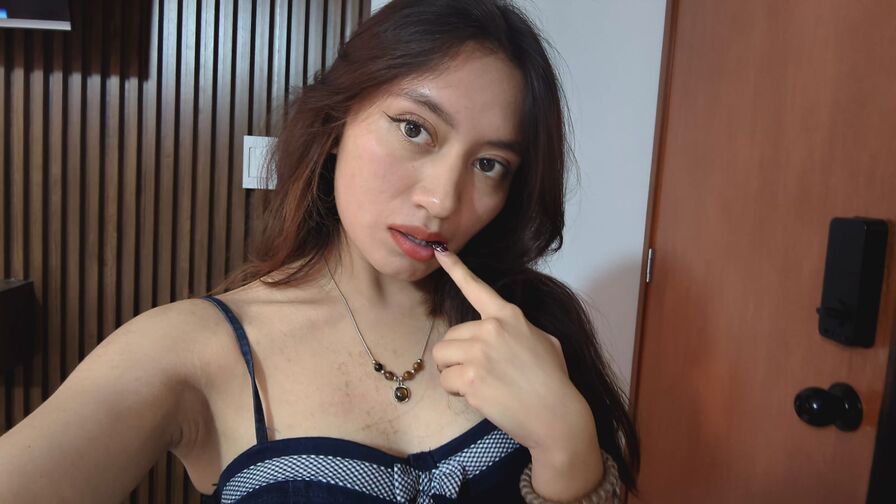 Watch TeonaWeir live on Viva LiveCam🔔