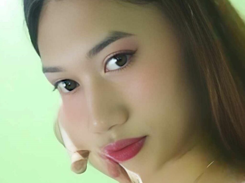 Profile photo of DelilaClaire