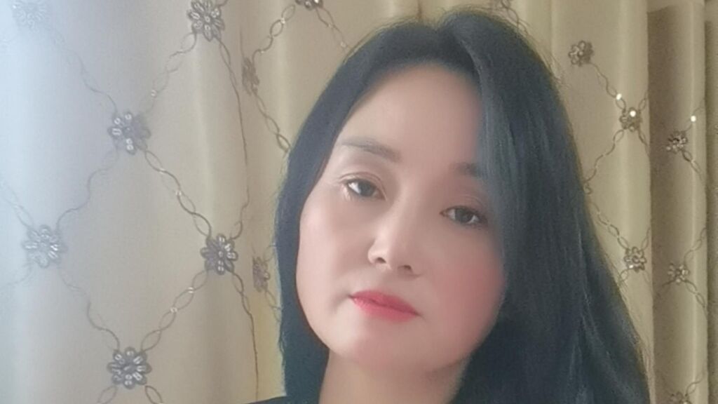 Bernier's profile from Jasmin at GirlsOfJasmin'