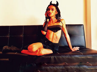 free webcam sex ElaFoxiy