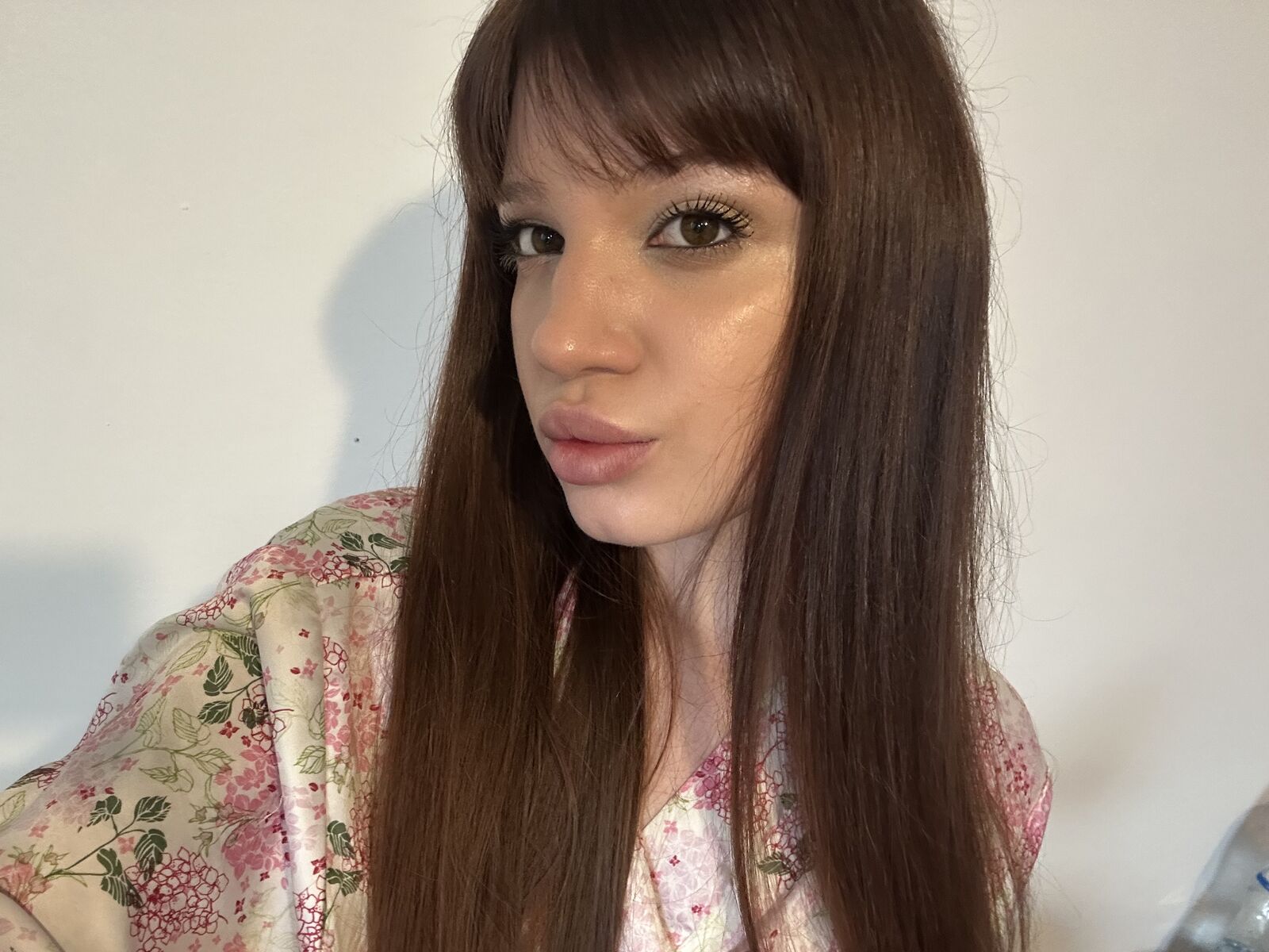 Live cam for SonyaMesser
