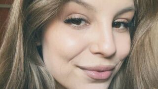 SunnivaHastey webcam