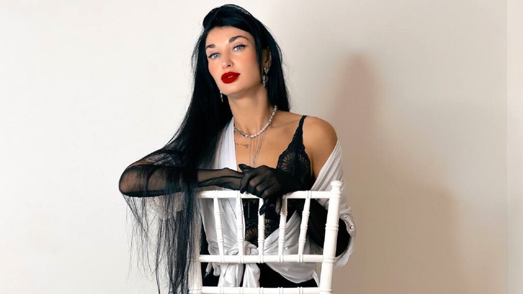 AriannaCruise cover