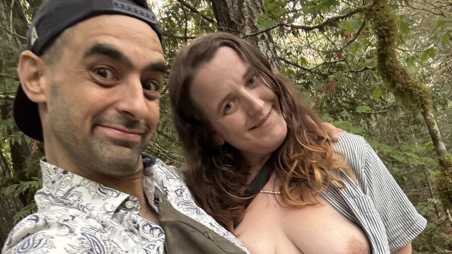 Watch ThatSassyCouple live on jobsporn.net