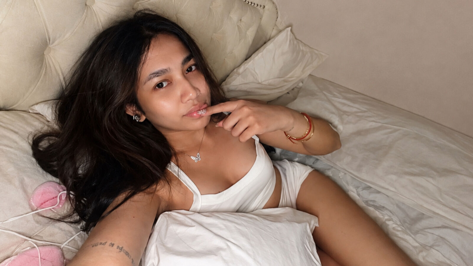 Agirlfrommars erotic portrait