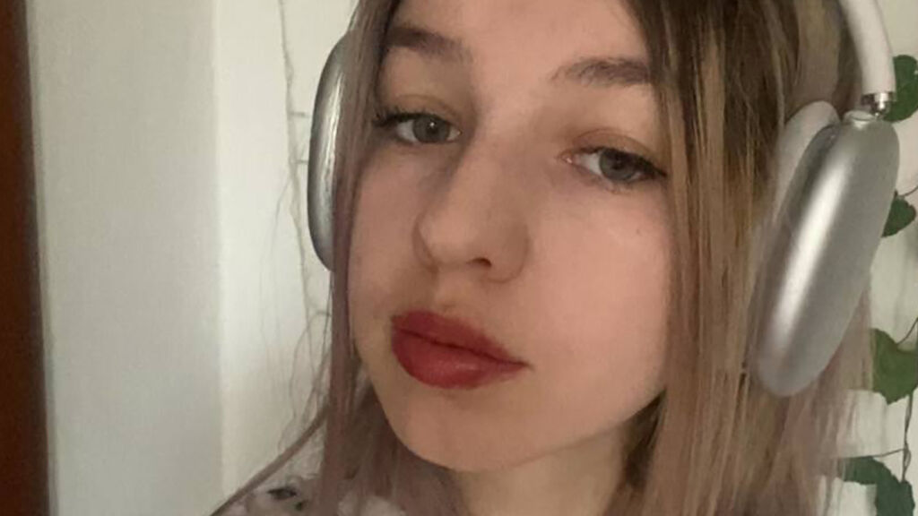 LisaSnow's profile from Jasmin at GirlsOfJasmin'