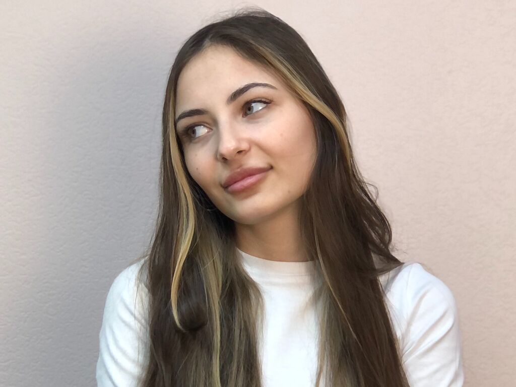  ZanaBaerman chat room