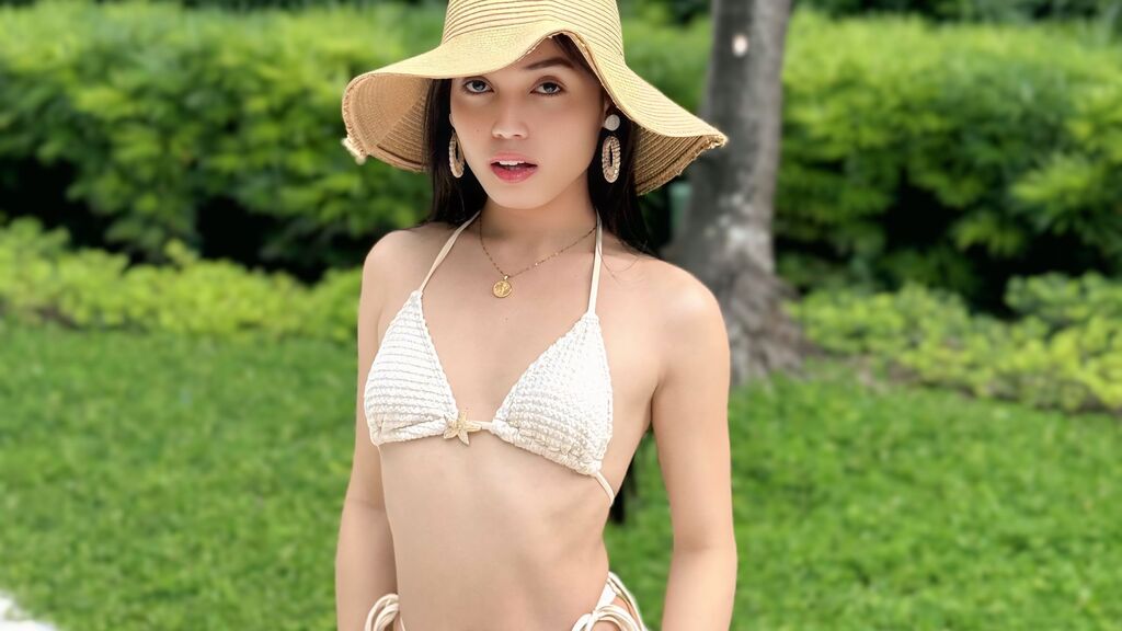 ScarletteSanchez live cam model at LiveJasmin