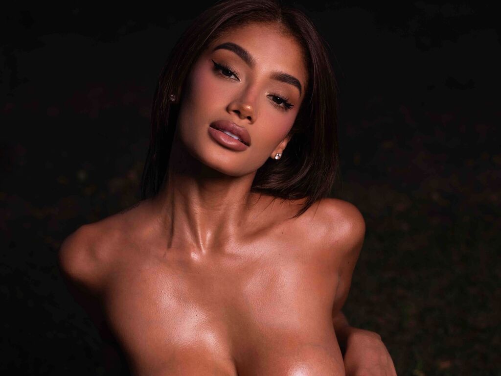 AnnieAdans profile photo