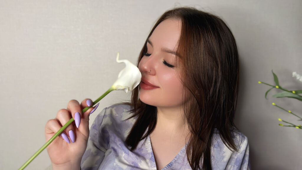 DianaAstell online on GirlsOfJasmin