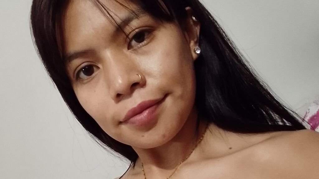 Valeriasalvaje's profile from Jasmin at GirlsOfJasmin'