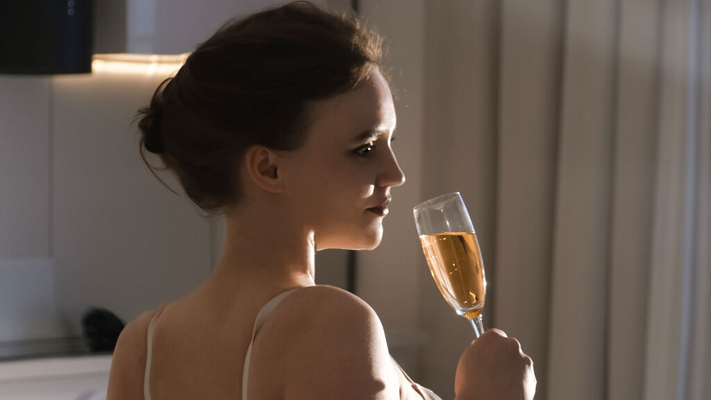 LilianBright live cam model at LiveJasmin