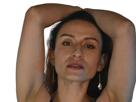 Chat with LeroyOdette