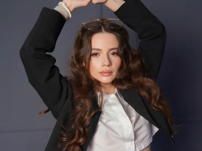 AmeliaFlares