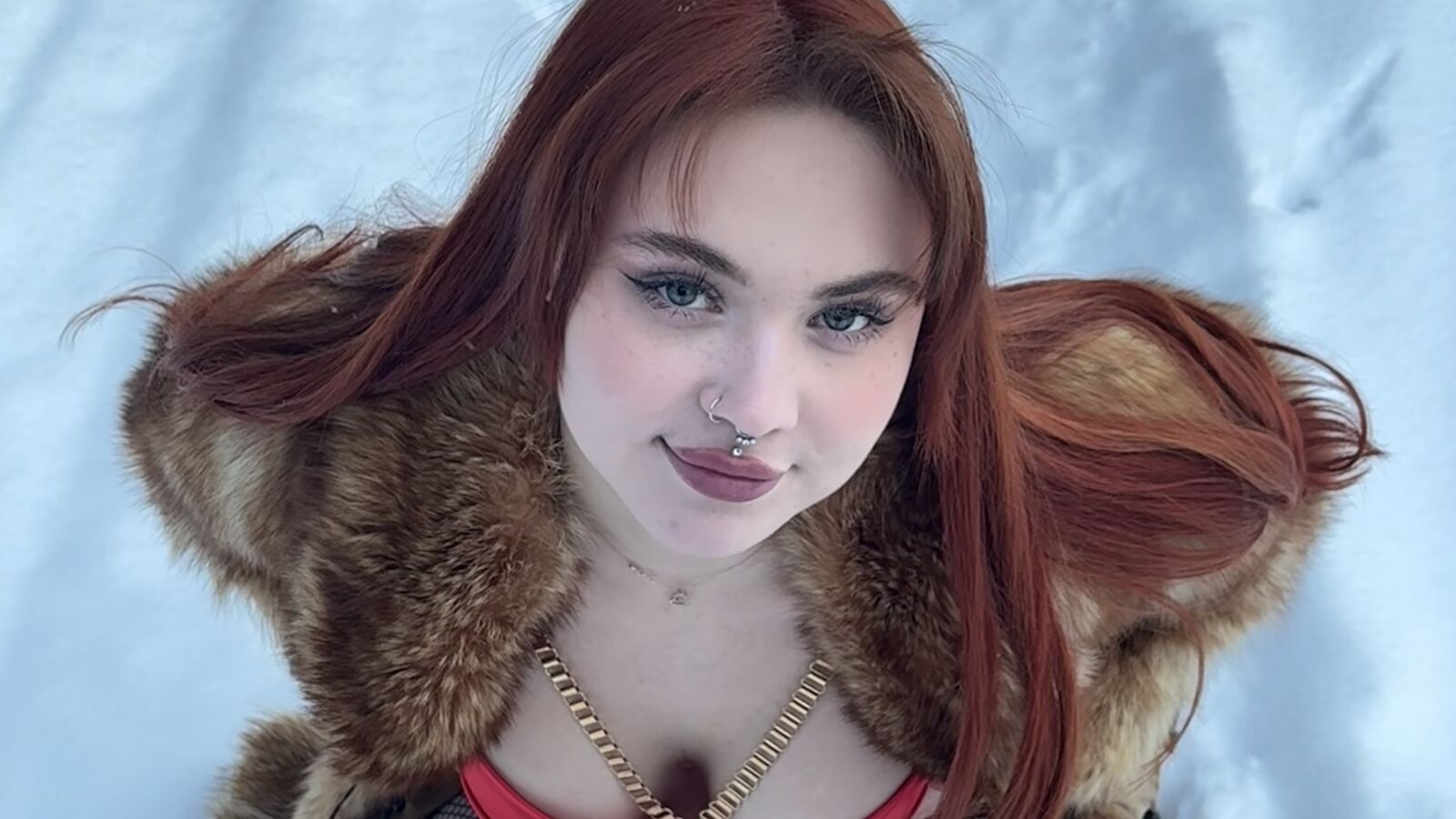 LunaMillie erotic portrait