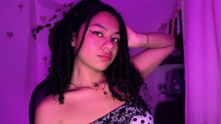 AfroditaAlissa live broadcast cam profile