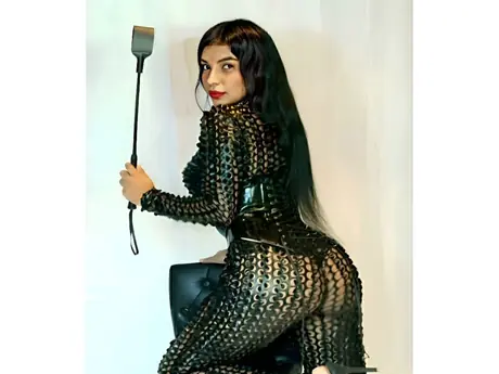 Chat with AliceOcemas