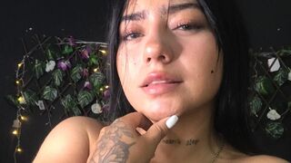 Free Nude ShashaValkova