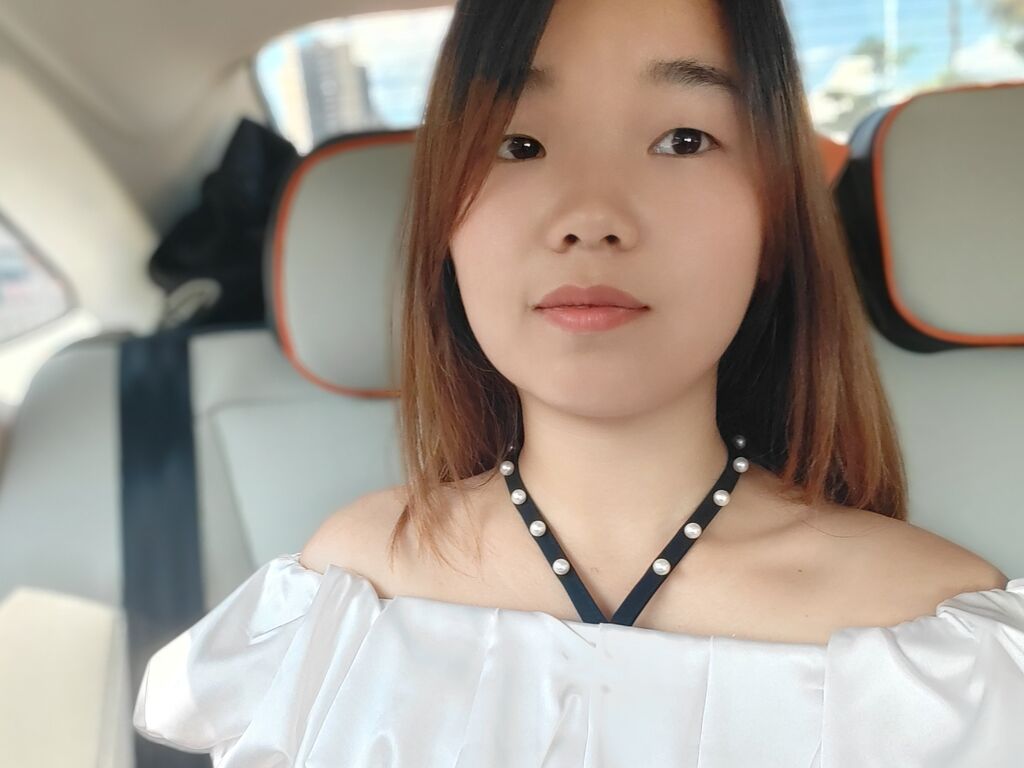 Zhangjee webcam show