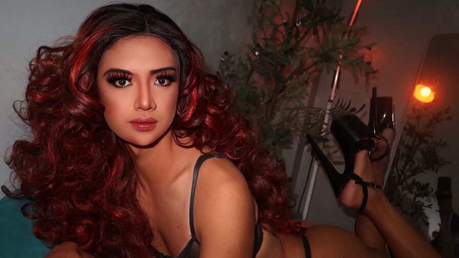 TyraCarpenter's live cam