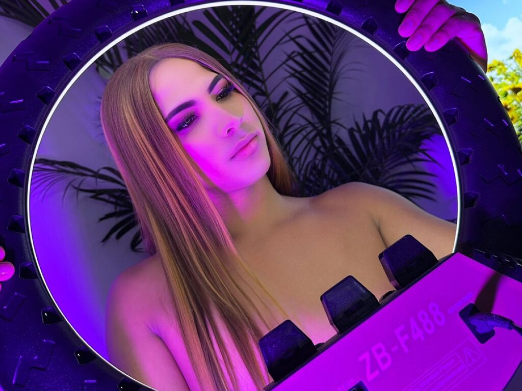 SophiaVasco LiveJasmin credits show profile