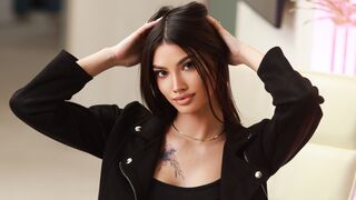 GiaHarts Live Webcam on LiveJasmin