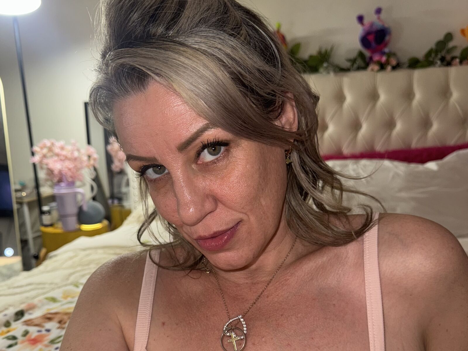 Live cam for VegasDani