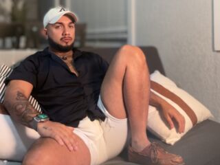 GaySexTotal.com Cesar Romo