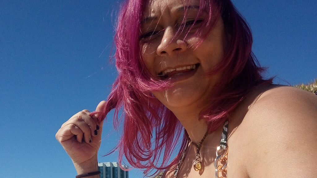 LadyWilde's profile from Jasmin at GirlsOfJasmin'