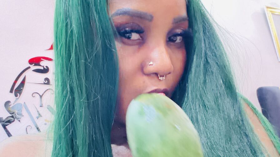 IvanaDiasy's Premium Pictures and Videos