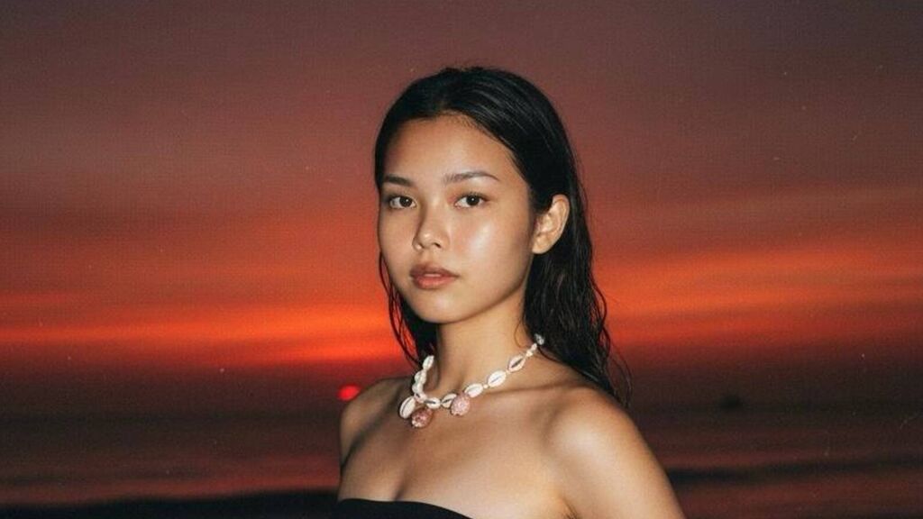 KayleighRosal's profile from Jasmin at GirlsOfJasmin'