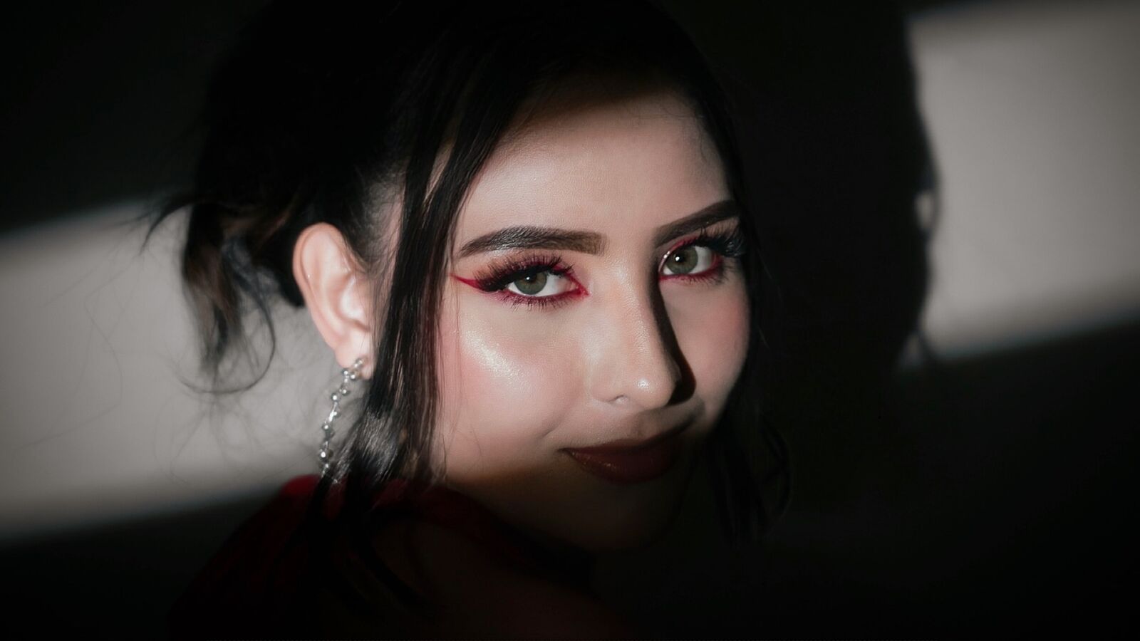 EmilyWinsly erotic portrait