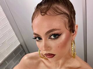 sex web cam SilviaAtcher