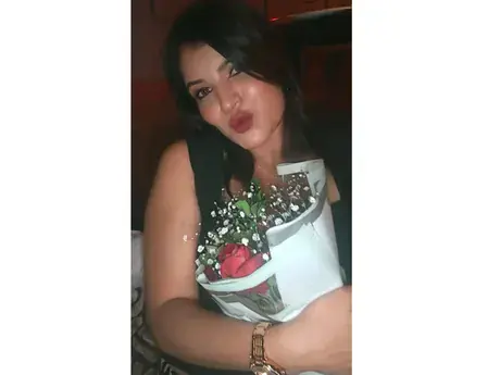 Chat with PriyaTiwari