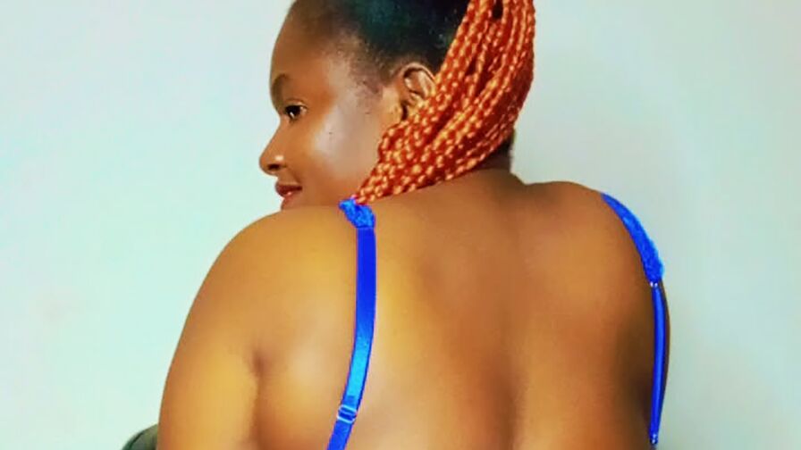 SelenaTrust's Live Nude Chat