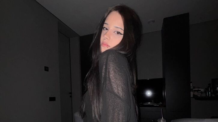 MarvellaRovella live webcam show