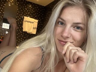 BlondieBritt Cam girl live