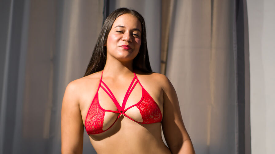 Watch SaylorGray live on E-Chat
