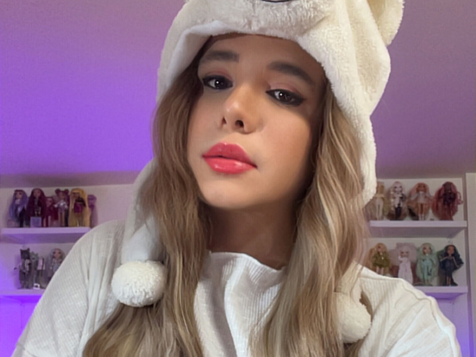 Live cam for IsabelePalmer