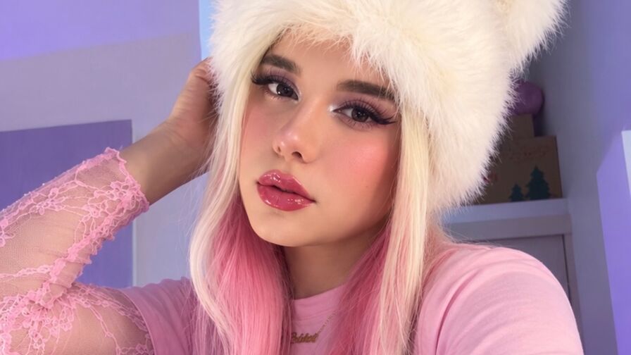 Live Sex Chat with IsabelePalmer