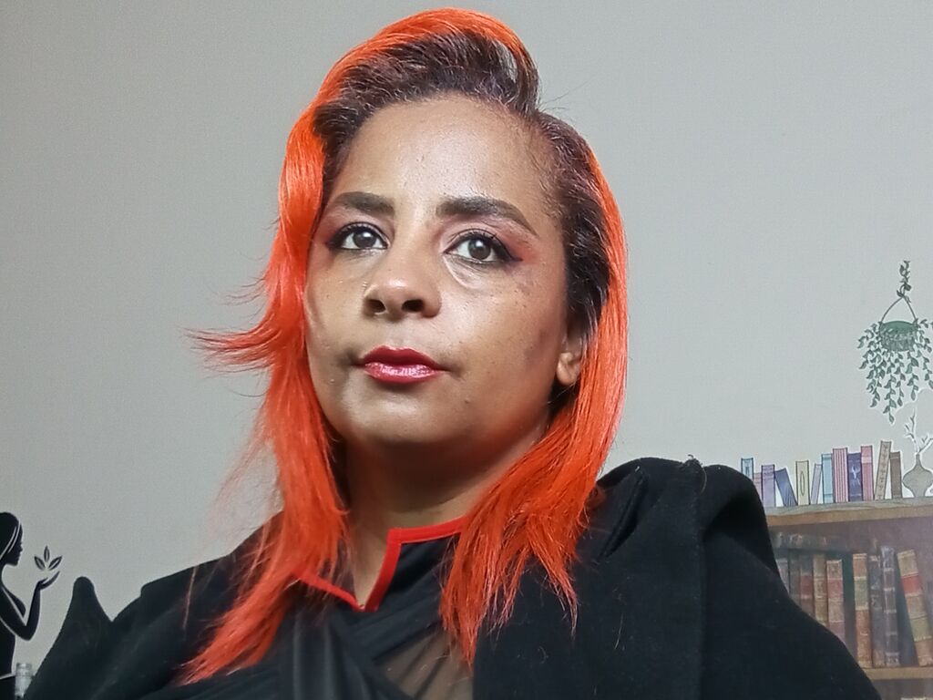 LareineCleo