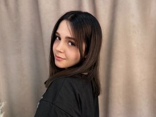 role play chatroom AinsleyHarn