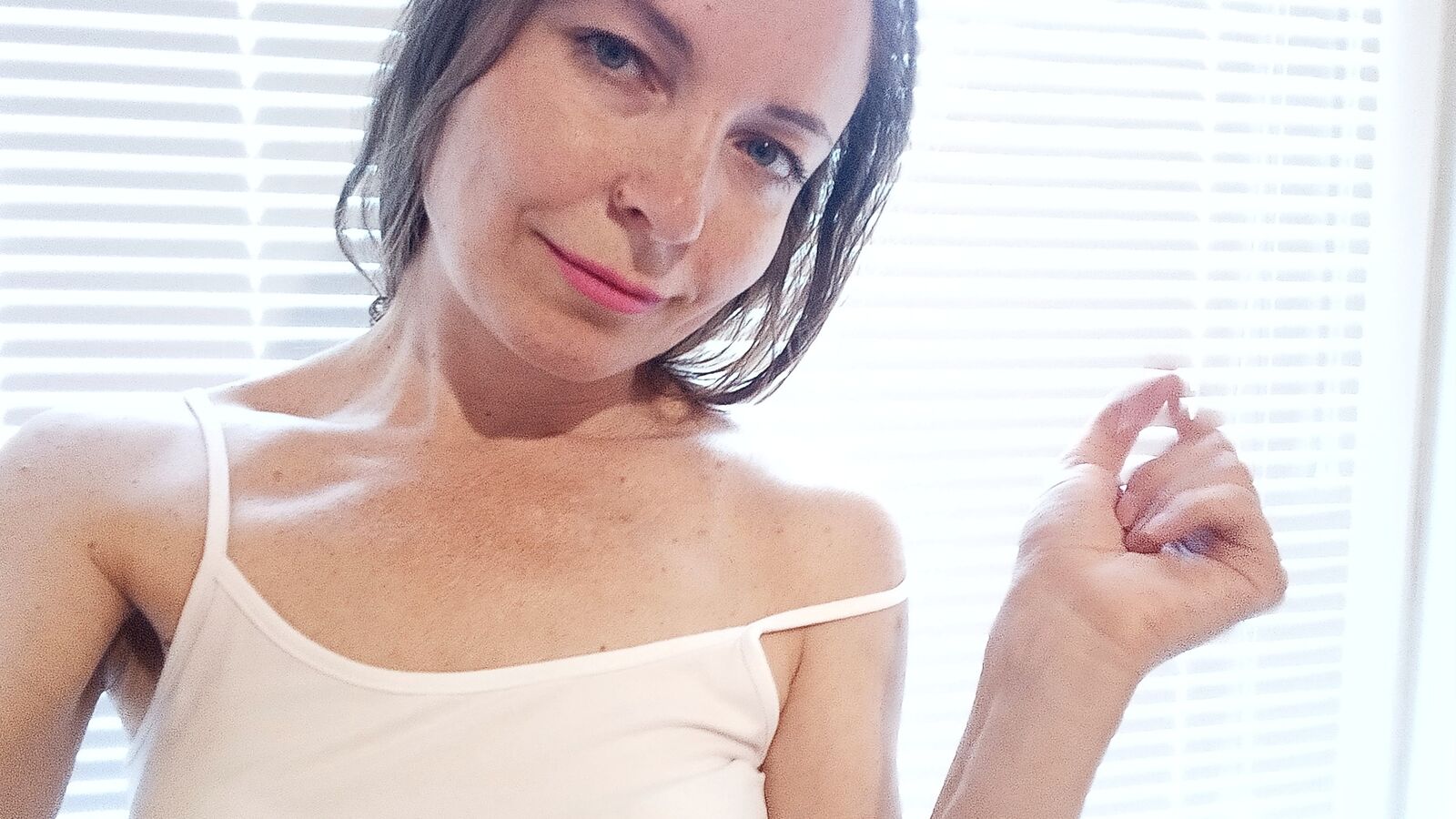 AmiSous erotic portrait