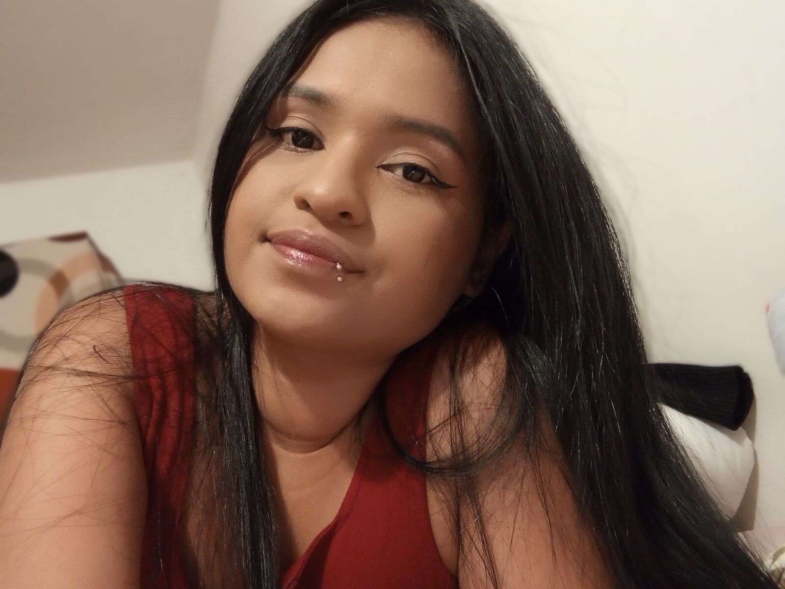 Live cam for SharonMavis