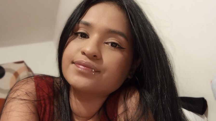Watch SharonMavis live on E-Chat