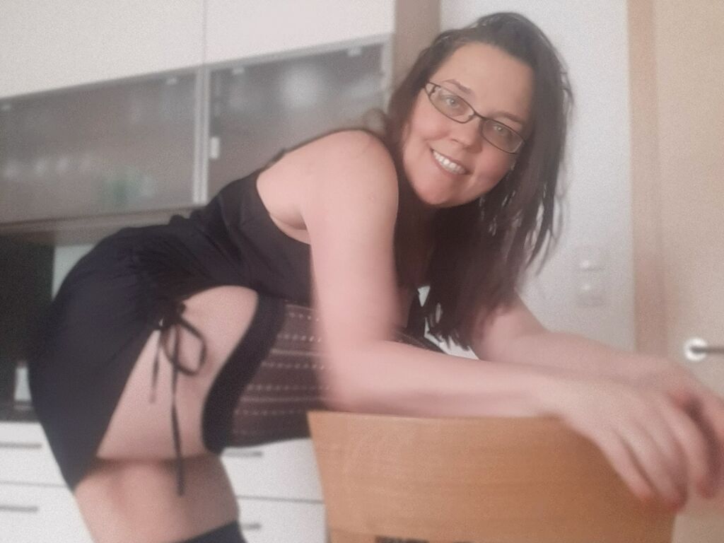 EviCarro Profile Image