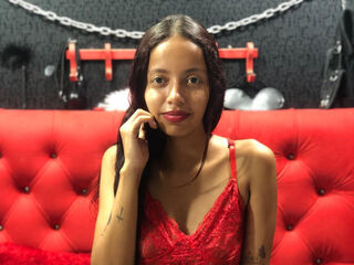 LuisaCox Budget Sex Chat