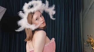 AmeliaDervis related LiveJasmin free chat profile