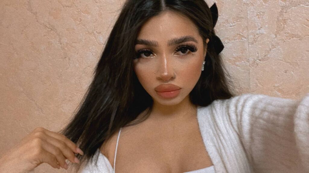 StellaRiver's profile from Jasmin at GirlsOfJasmin'