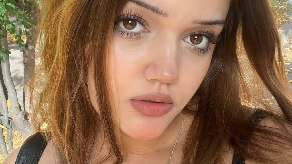 AishaTiffany Live Cam on LiveJasmin